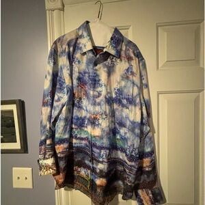 Stunning Robert Graham Long sleeve shirt “The Tribe”